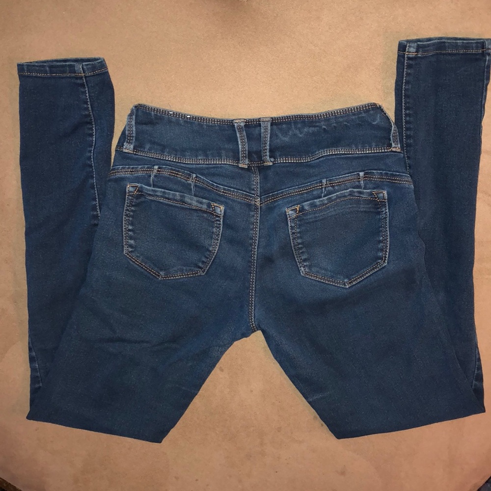 Jeans - Picture 3 of 6
